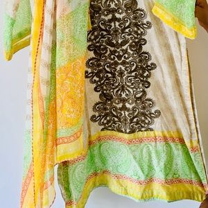 Pakistani/Indian/shalwar kameez/dress